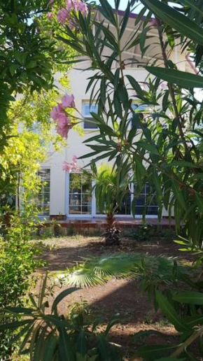 MIA CASA PETITE VILLA WITH FANTASTIC GARDEN